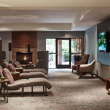 Courtyard By Marriott Portland Southeast/Clackamas Buitenkant foto
