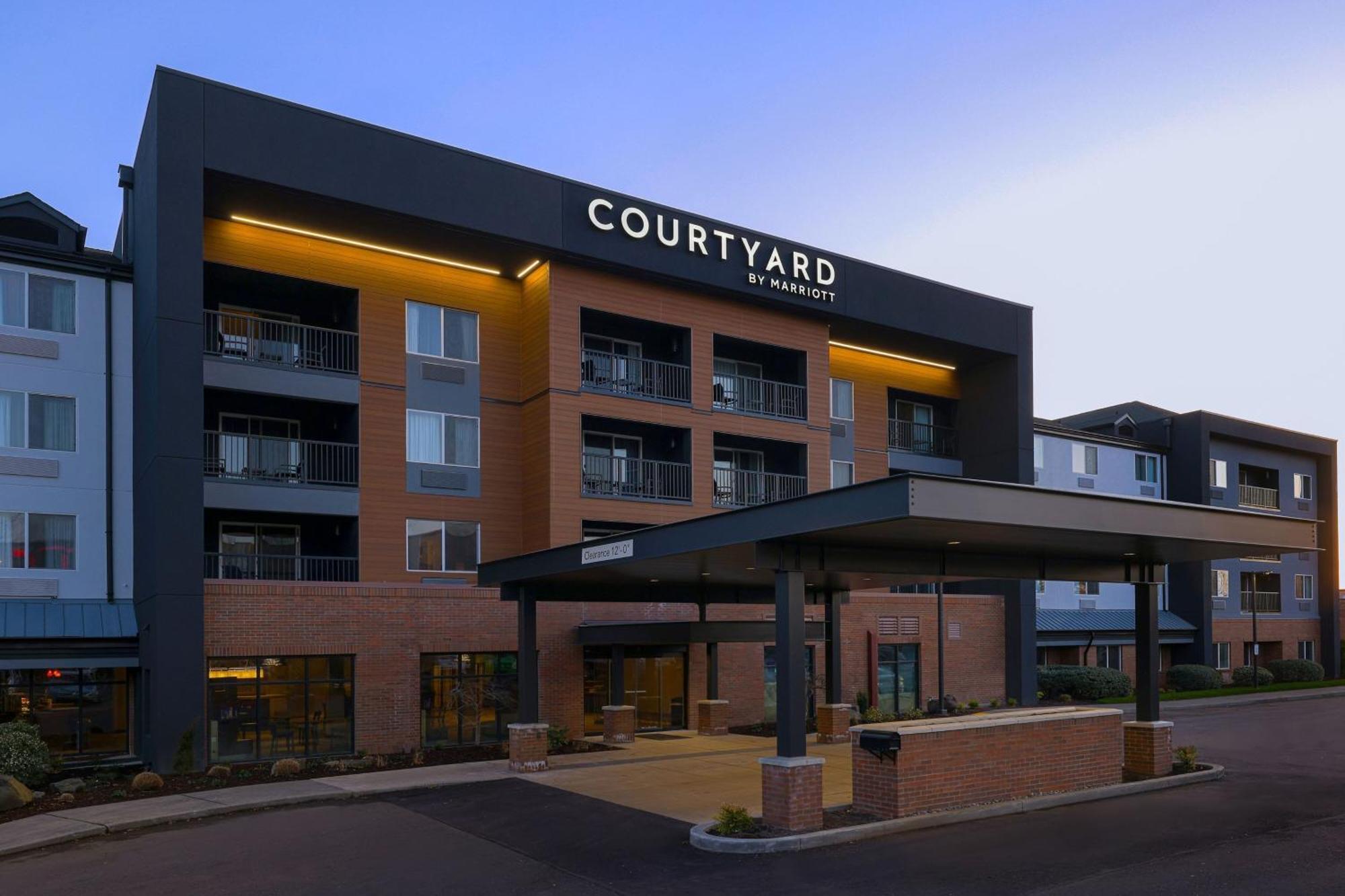 Courtyard By Marriott Portland Southeast/Clackamas Buitenkant foto
