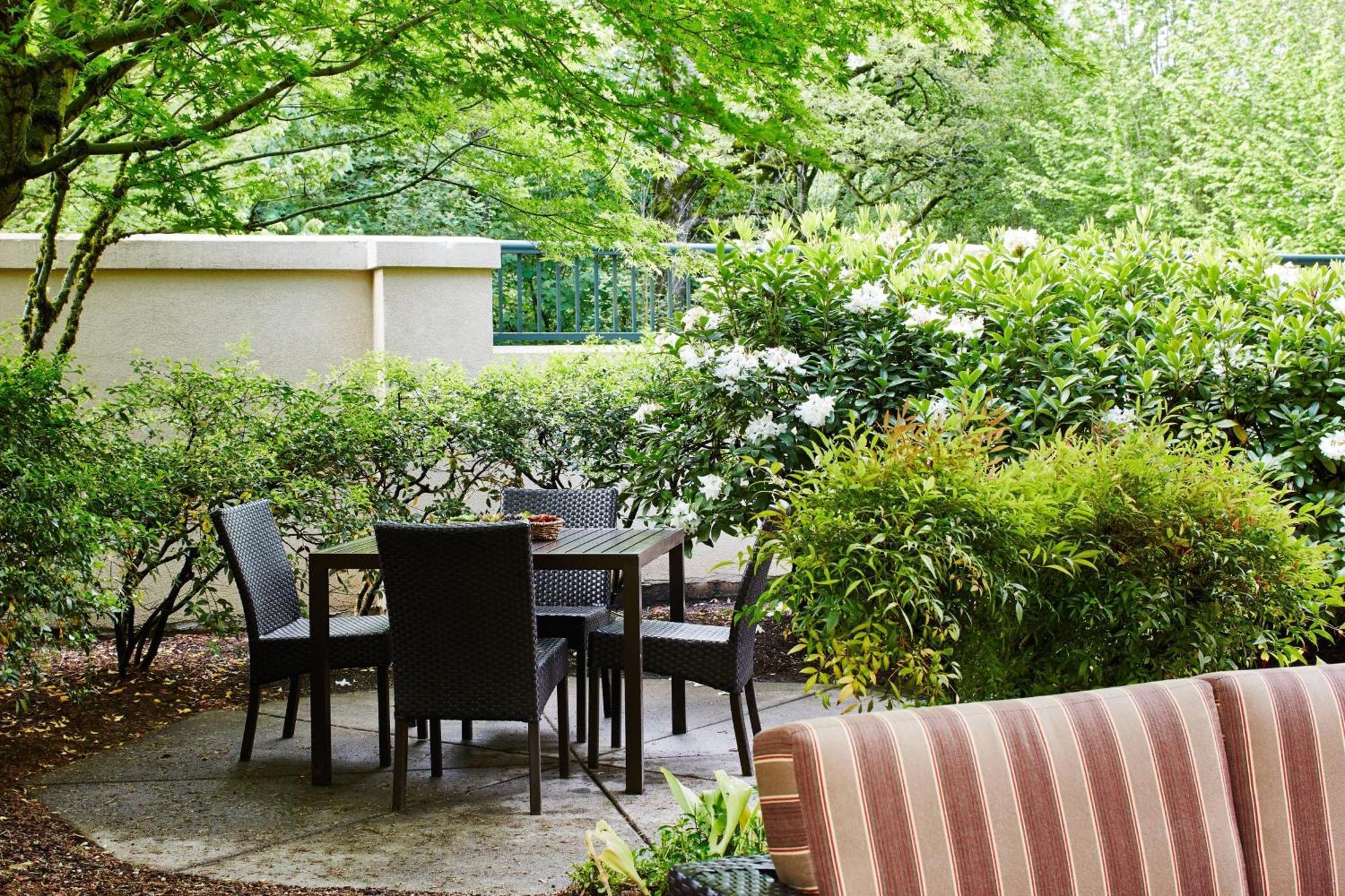 Courtyard By Marriott Portland Southeast/Clackamas Buitenkant foto
