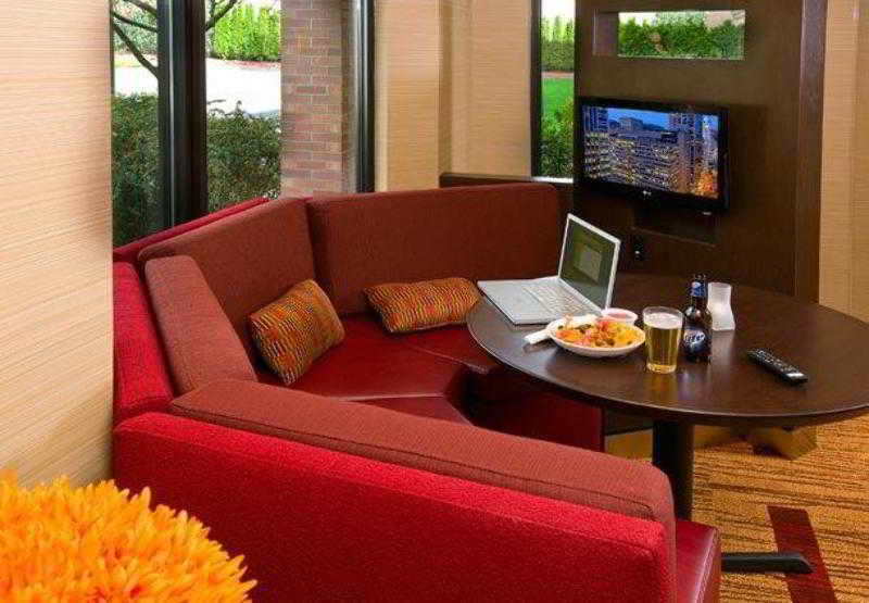 Courtyard By Marriott Portland Southeast/Clackamas Buitenkant foto